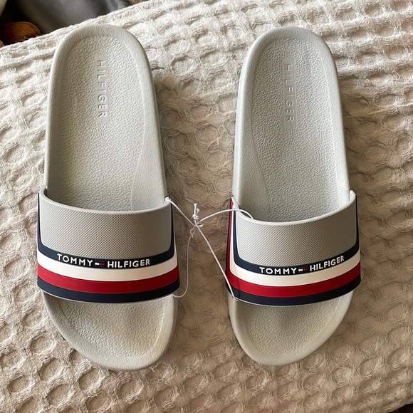 tommy hilfiger, size 8 men, UNWORN/WITH TAGS - Picture 1 of 3